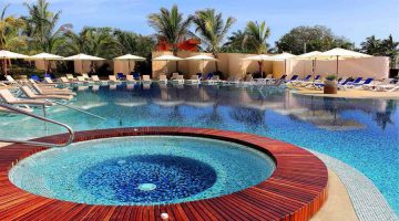 GRADFIENT Blue Glass Mosaic Swimming Pool and Spa